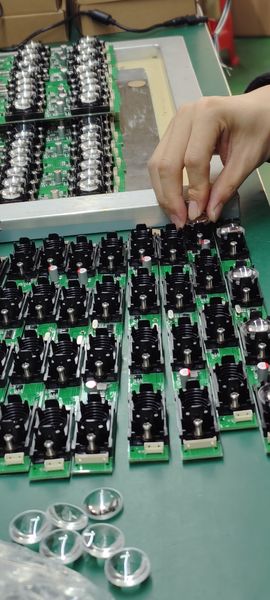 Shenzhen Jutai Comm Co., Ltd. linea di produzione del produttore