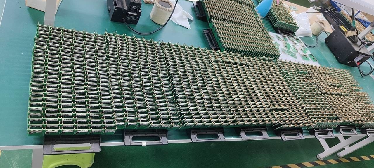 Shenzhen Jutai Comm Co., Ltd. linea di produzione del produttore