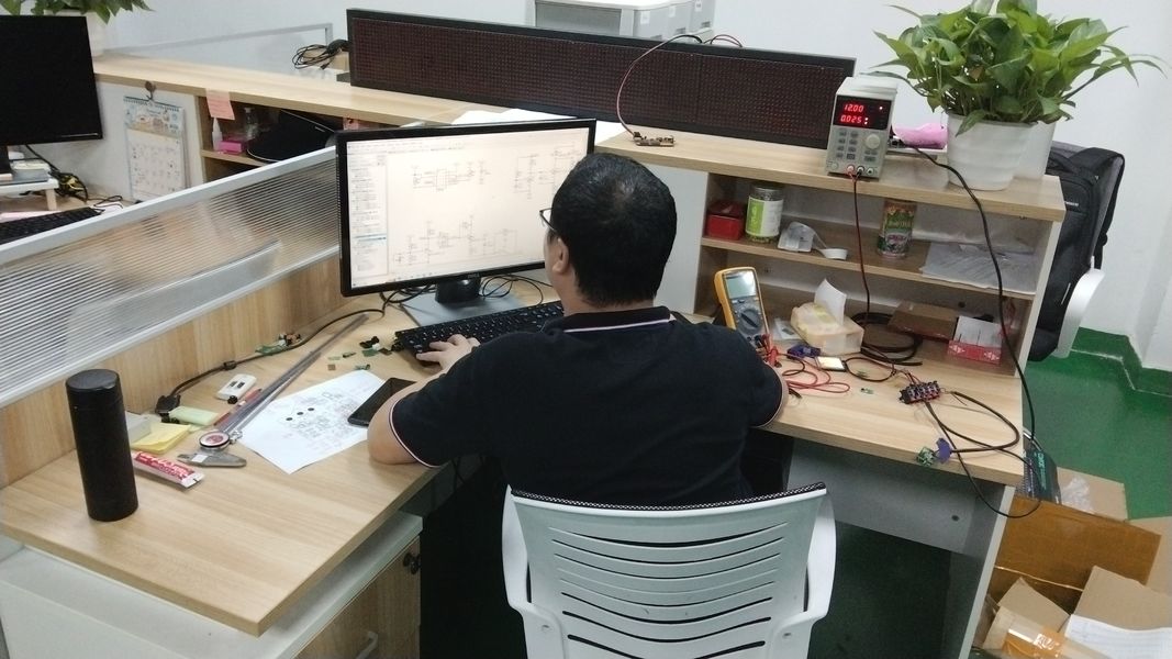 Shenzhen Jutai Comm Co., Ltd. linea di produzione del produttore