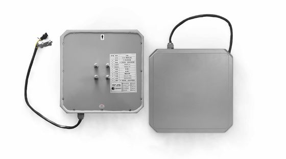 Lettore RFID UHF con frequenza 902-928MHz/860-868MHz, distanza di lettura di 9m e impermeabile IP65 per il controllo degli accessi